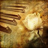 Écho sépia du piano et rose