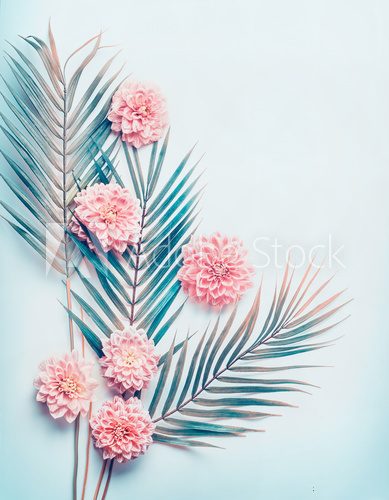 Éclat pastel et feuillage exotique