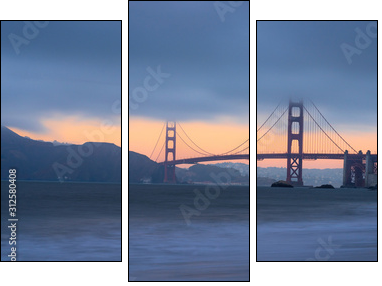 Beautiful view of  Golden gate bridge, San Francisco - Three-piece canvas, Triptych