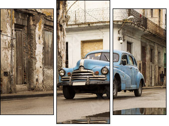 Old car on the street of Havana, Cuba - Three-piece canvas, Triptych