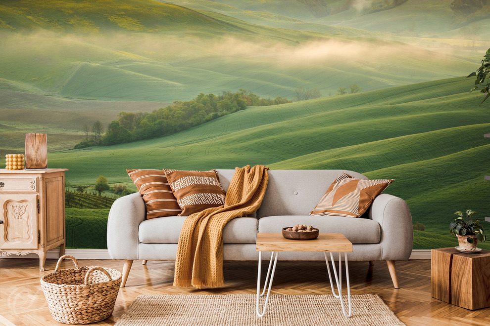 Les-collines-verdoyantes-enveloppees-dans-la-brume-matinale-paysages-sur-le-mur-papiers-peints-demur